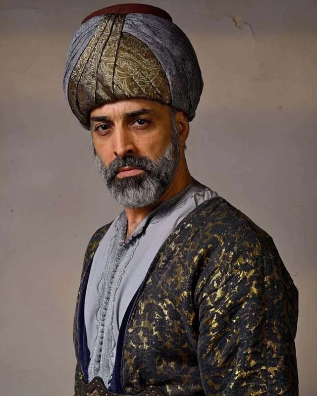 Xalq artistinin instaqramına hücum olunur