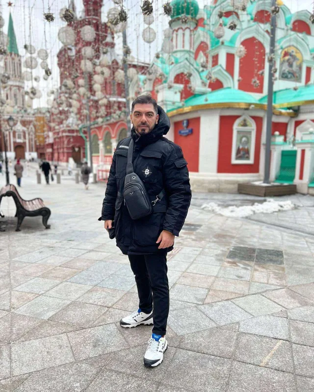 Yaşar Moskvada konsertdən konsert “tutdu”