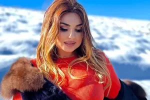 “17 min manatlıq kürküm var”