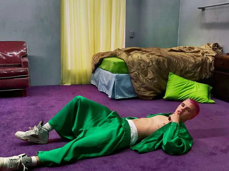 Bekhamın oğlu müğənniliyə başlayır