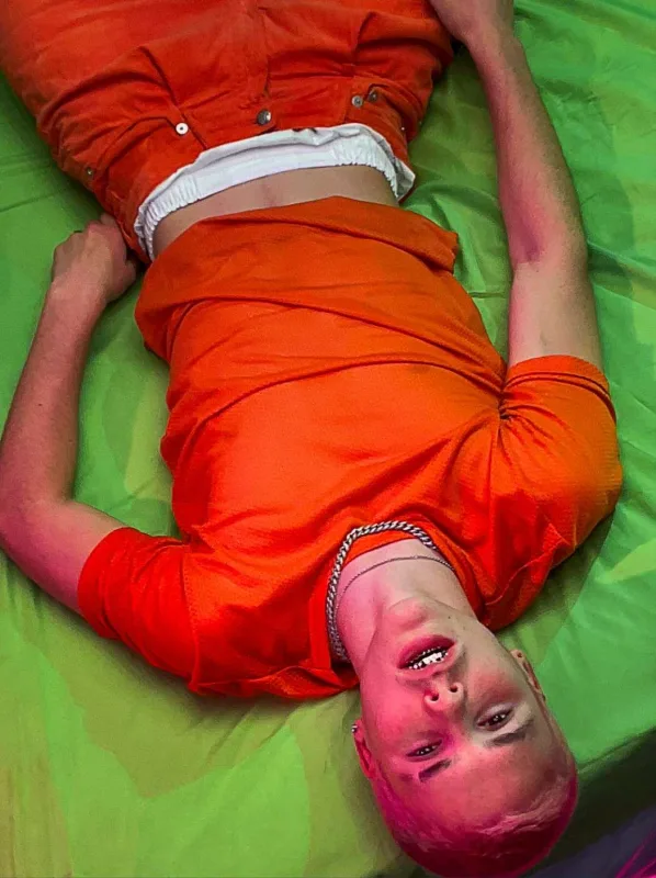 Bekhamın oğlu müğənniliyə başlayır