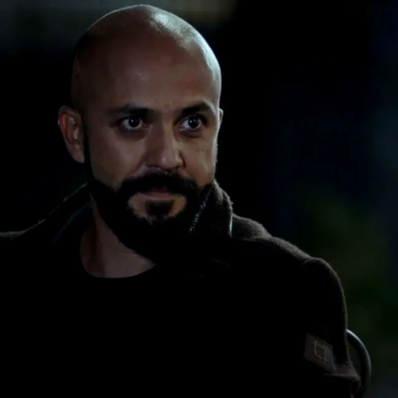 Daha bir aktyoru serialdan ayrılır