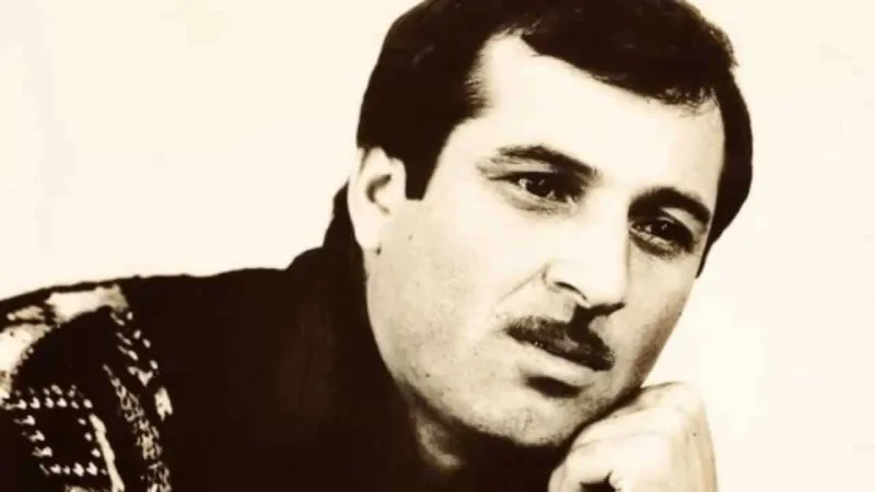 Səxavət Məmmədovun oğlu ilk dəfə onun məzarı başında - VİDEO