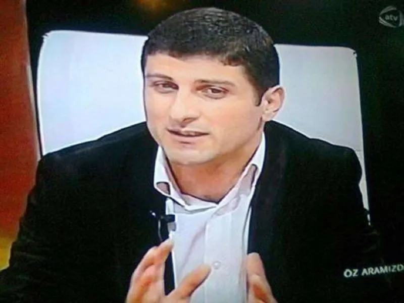 Səxavət Məmmədovun oğlu ilk dəfə onun məzarı başında - VİDEO