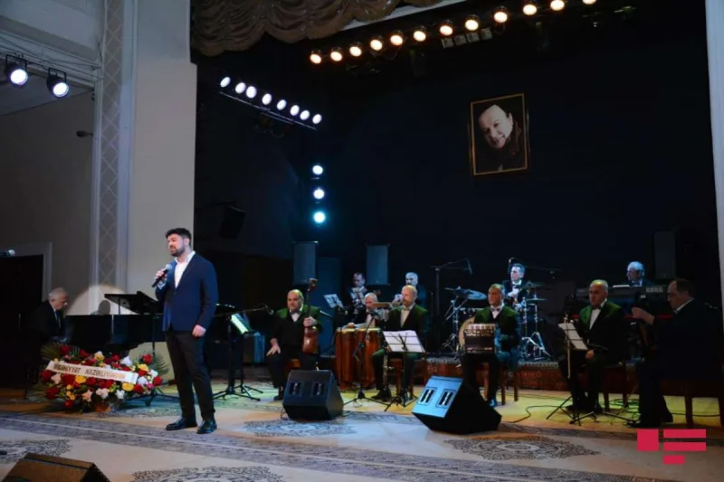 Yalçın Rzazadə anıldı