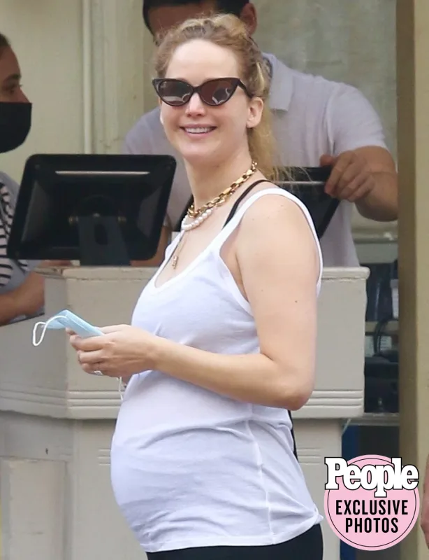 Cennifer Laurens ana oldu