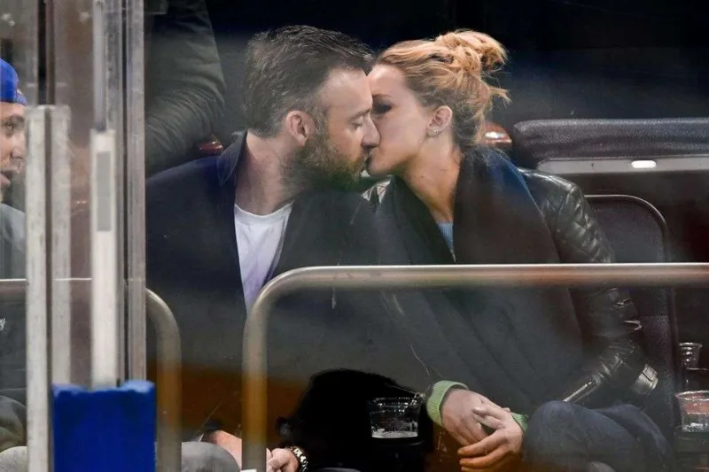 Cennifer Laurens ana oldu