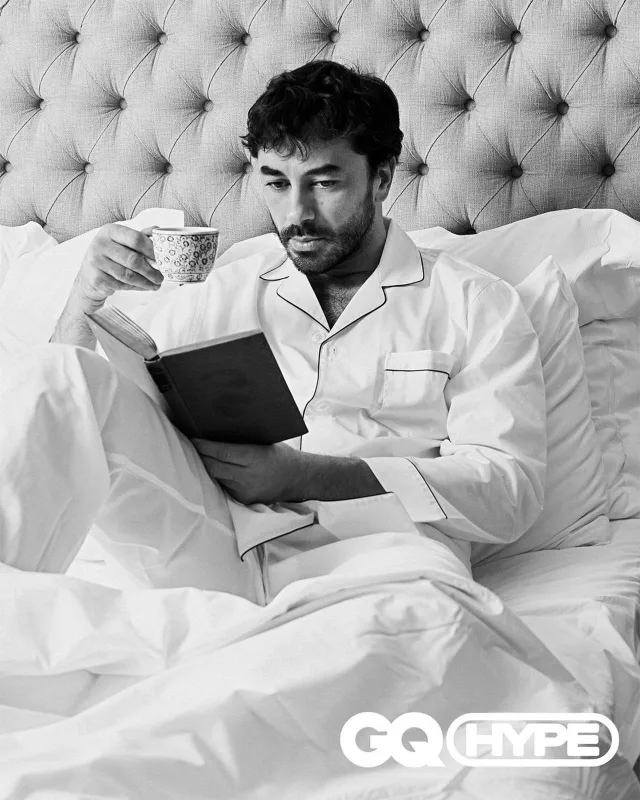 Gökhan məşhur jurnala pozalar verdi