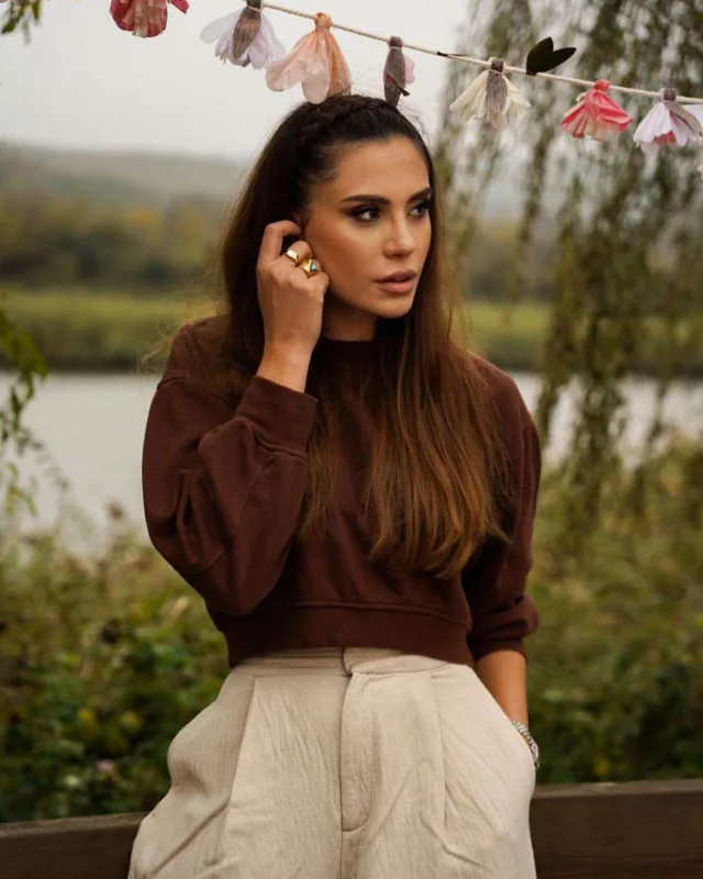 Altı ildir anası ilə görüşmür