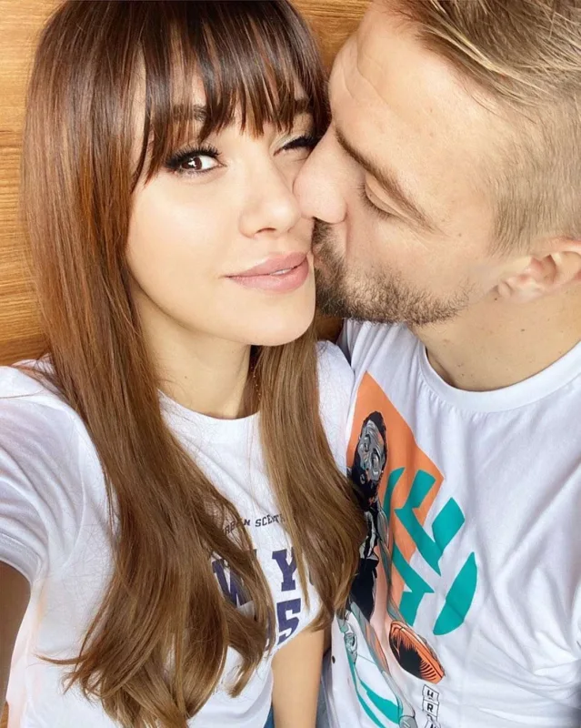 Altı ildir anası ilə görüşmür