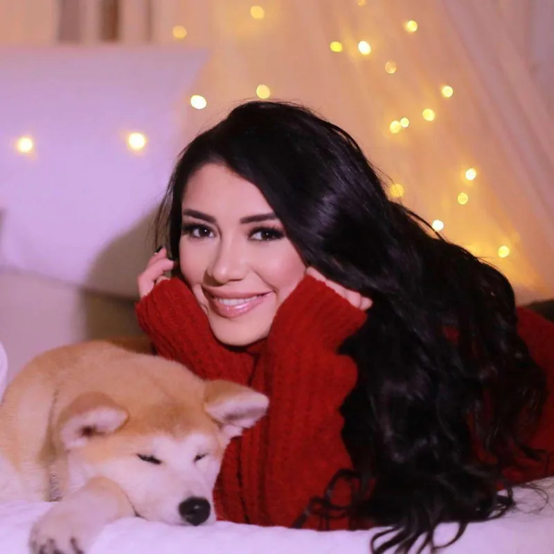 Dostunun keçmiş əri ilə evlənir