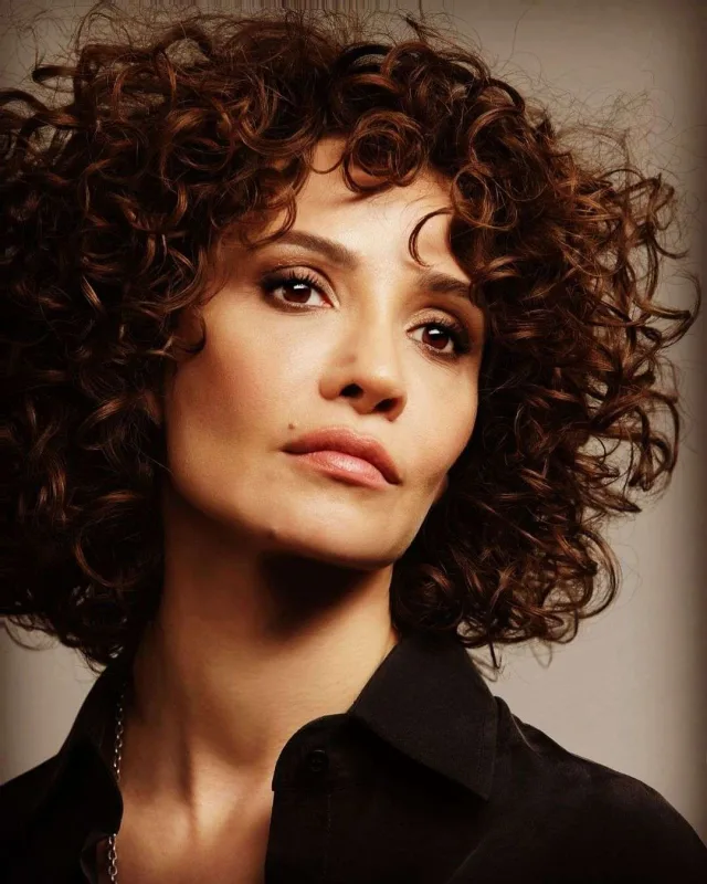 Ukraynalı xanımlardan yazan türk kişiləri qınadı