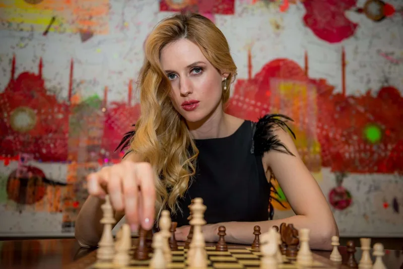 Vilma Elles Bakıya gəlir