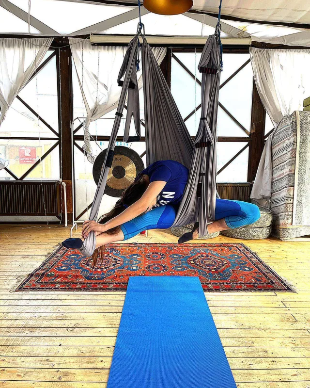 Aysel yoqaya başladı