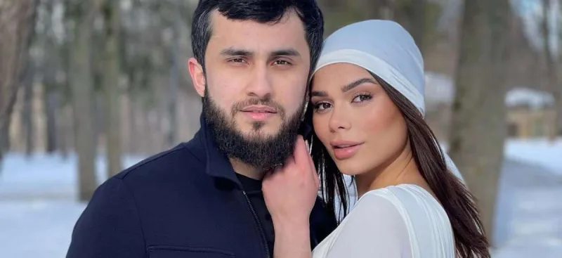 Aysun nişanlısı ilə dini kəbin kəsdirdi