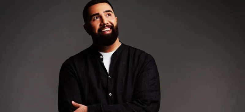 “Biz heç yerə getmirik” - Kiyevdə olan azərbaycanlı müğənni