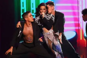 İspaniyanın mahnısı dəyişdiriləcək?