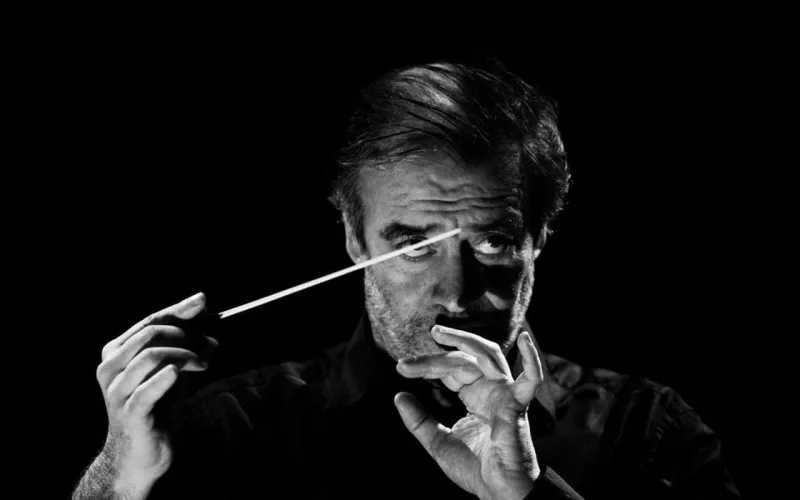 Rus əsilli məşhur dirijor işdən qovuldu