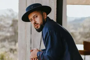 “Bizi eşitməyiniz üçün xahiş edirik” – Ukraynalı müğənni