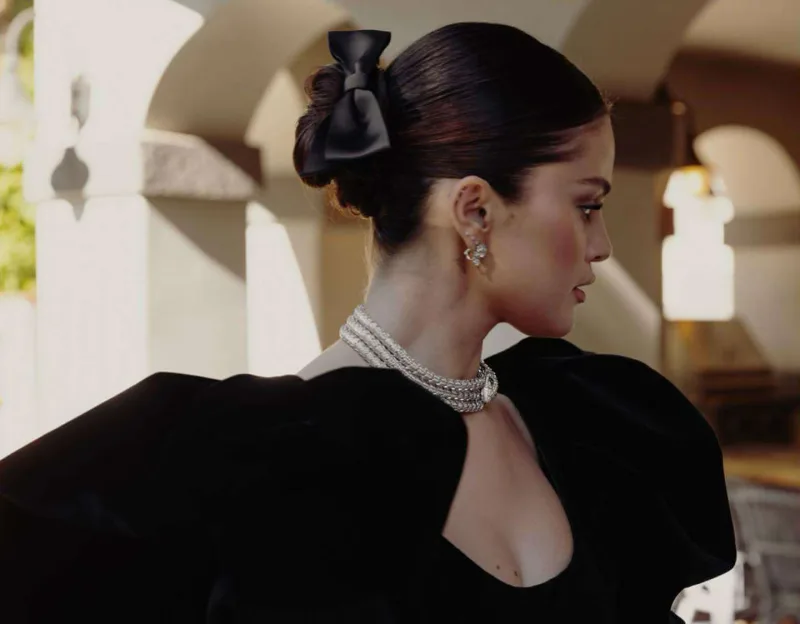 300 milyon izləyici yığdı