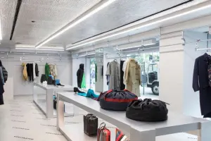 “Balenciaga”dan Ukraynaya dəstək