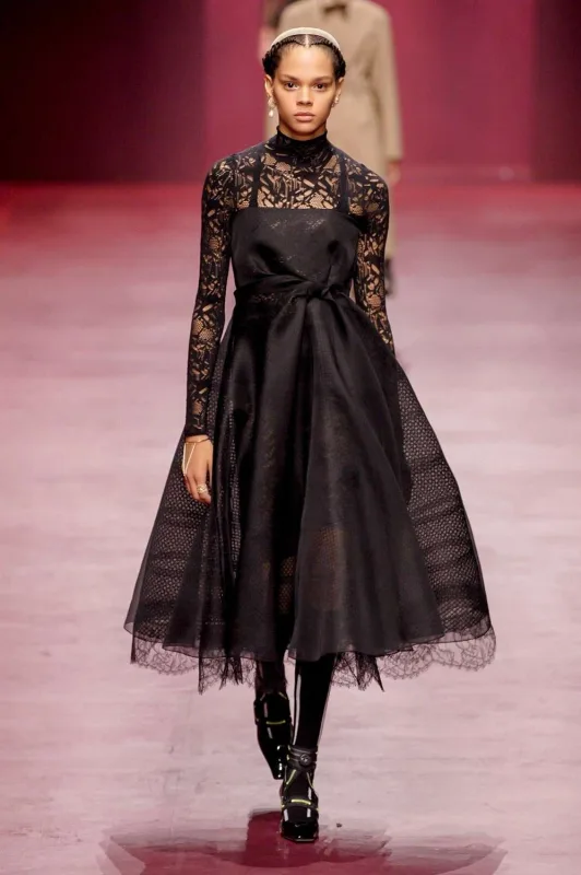Yadda qalan “Dior”un geyimləri oldu