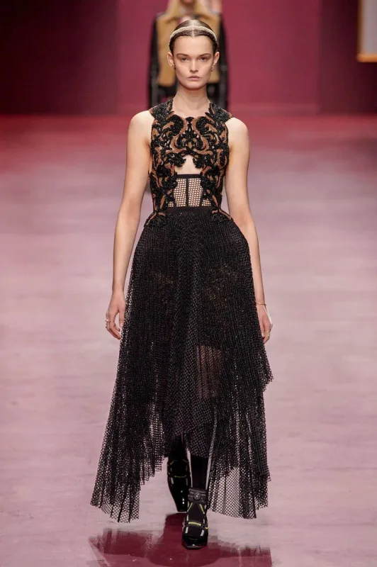 Yadda qalan “Dior”un geyimləri oldu