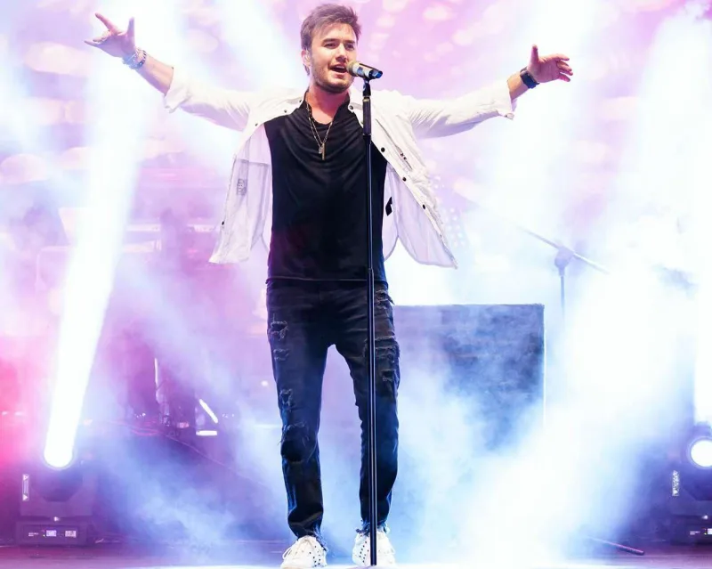 Mustafa Bakıda konsert verəcək