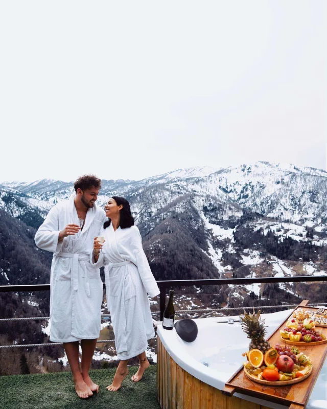 Bu dəfə Gürcüstana getdilər...