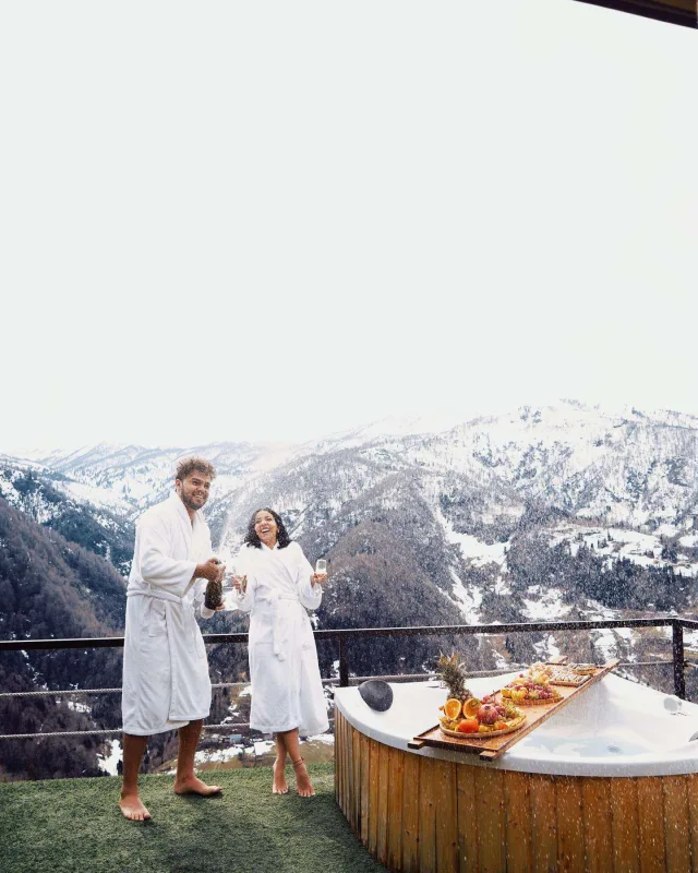 Bu dəfə Gürcüstana getdilər...