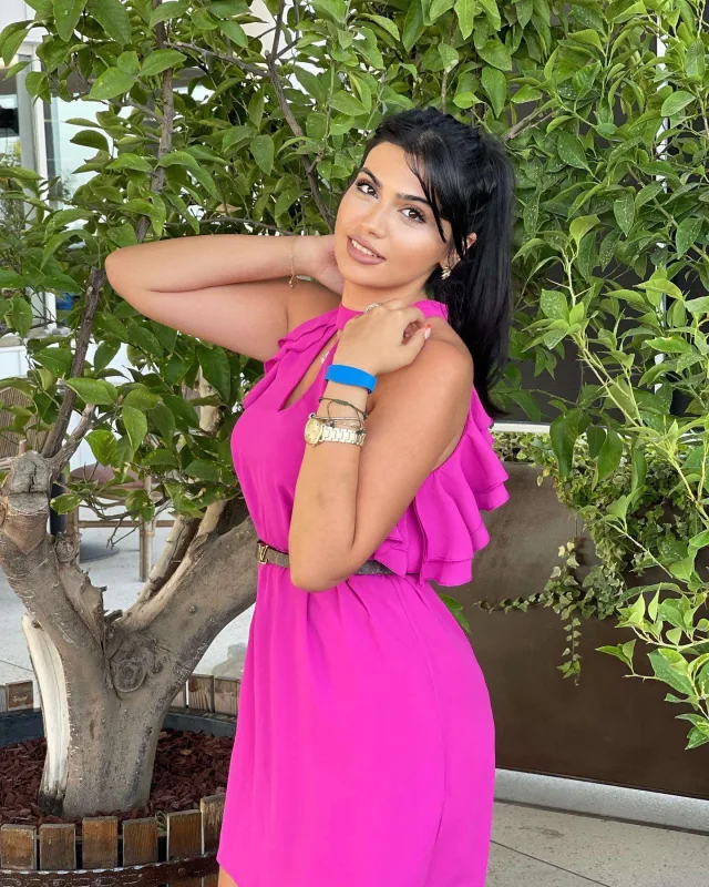 Roza Türkiyəyə köçəcək