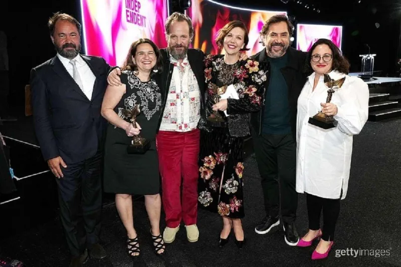 “Spirit” mükafatlarından rəngli görüntülər