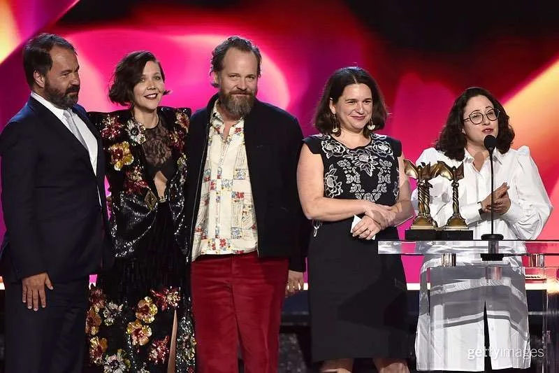 “Spirit” mükafatlarından rəngli görüntülər