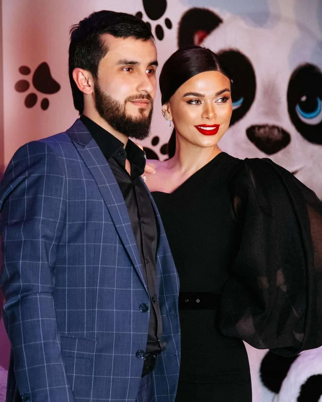 Onların iki toyu olacaq