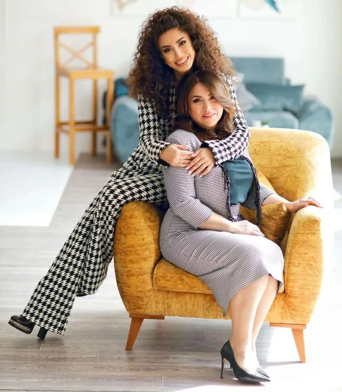 Məşhur ana və qızlar...