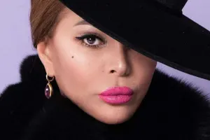 Aygündən 8 Mart paylaşımı!