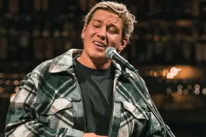 İsveçrə seçimini etdi