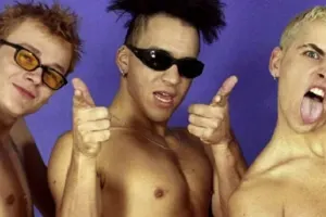 Rusiyanın məşhur müğənnisi intihar etdi