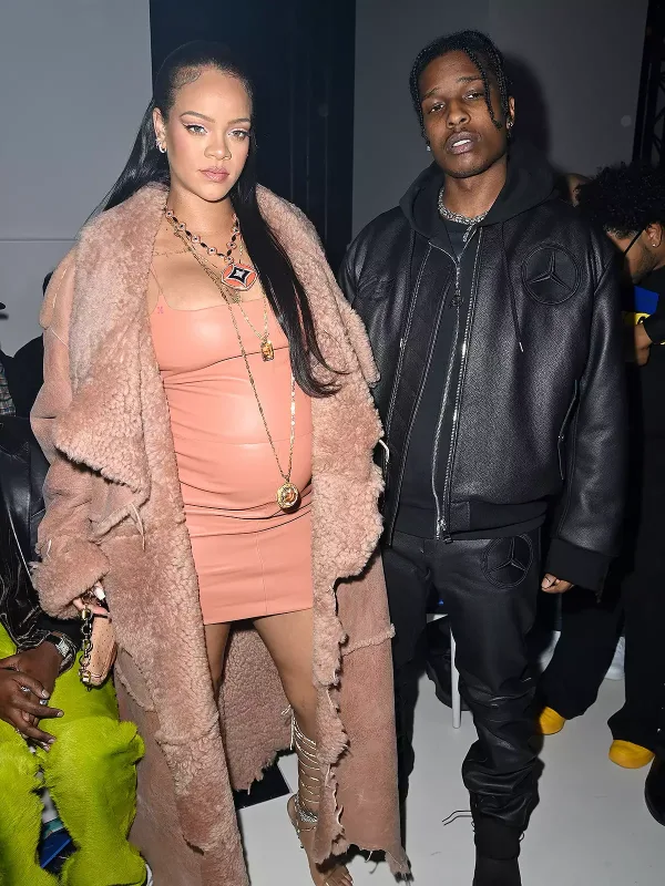 Hamiləlik tərzini tənqid edənlərə cavab