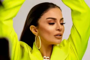 Aynur öpüşmə videosundan danışdı