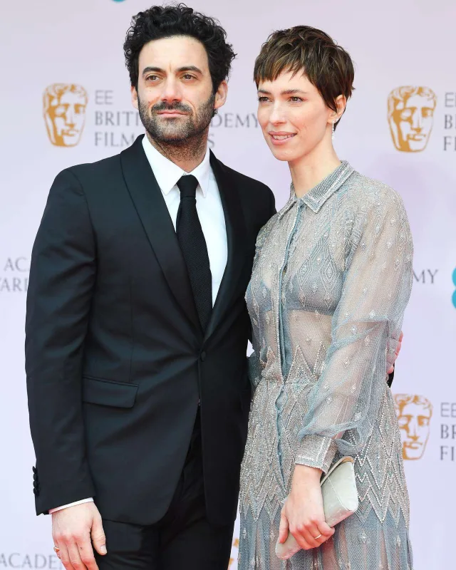 Qırmızı xalının ulduzlarına həm tərif, həm tənqid