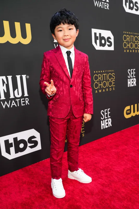 Yaradıcı siluetlər, cəsur rənglər - Dəb gecəsi