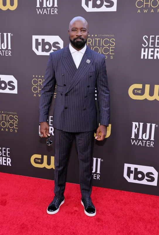 Yaradıcı siluetlər, cəsur rənglər - Dəb gecəsi