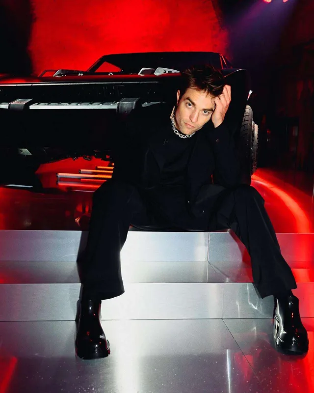 “The Batman” yenə zirvədədir