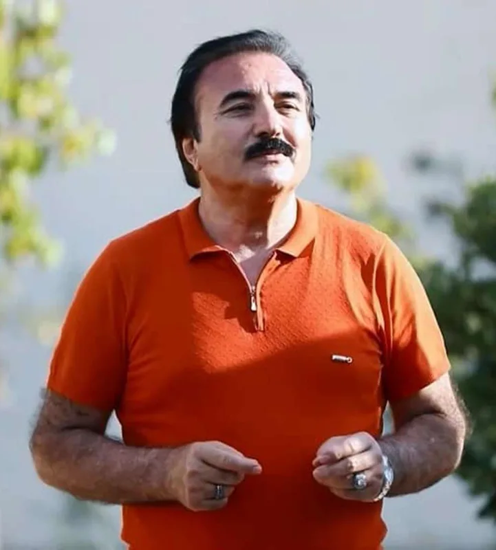 “Atamın öldüyünü İnstaqramdan öyrəndim”