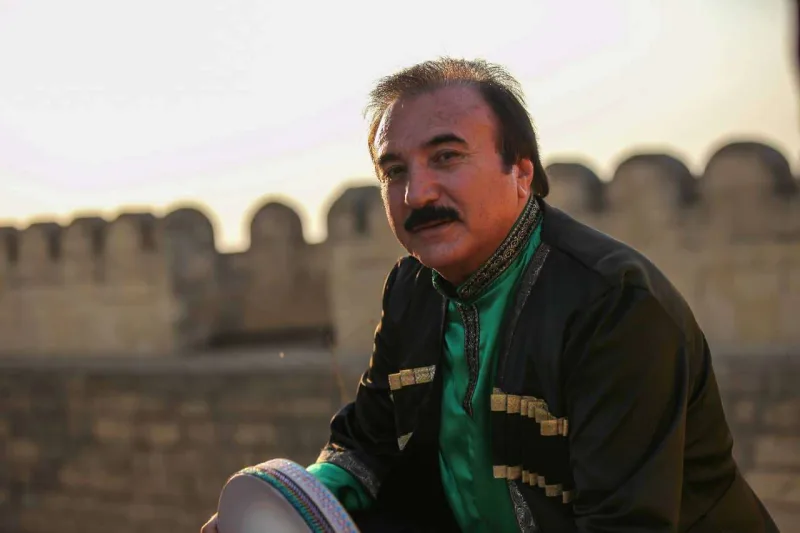 “Atamın öldüyünü İnstaqramdan öyrəndim”