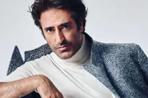 Mahsunun qardaşı xanımına balta ilə hücum etdi