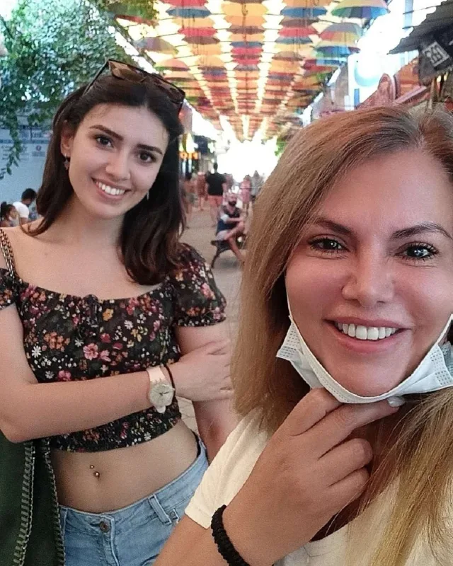Ülviradan qızına təbrik