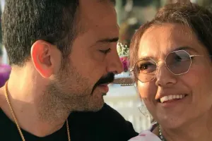 Demetin ərinin borcu 500 milyonu keçib