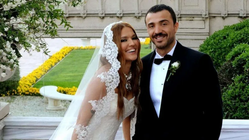 Demetin ərinin borcu 500 milyonu keçib